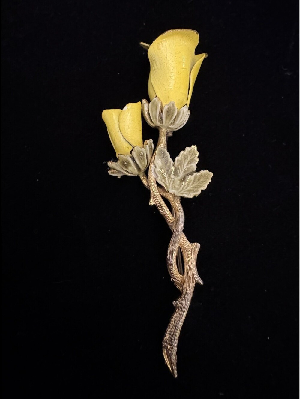 Beautiful Vintage Yellow Roses Brooch Texas State Flower